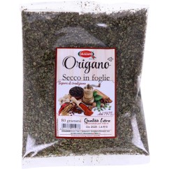 Origano in foglie essiccato per cucina e gastronomia